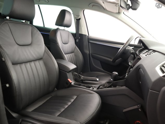 Skoda Octavia 11