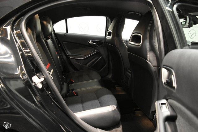 Mercedes-Benz A 18