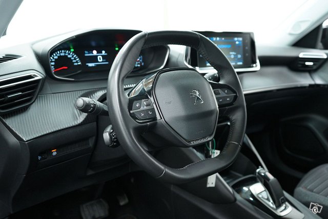 Peugeot 2008 15