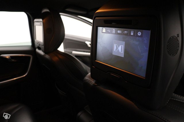 Volvo V60 22