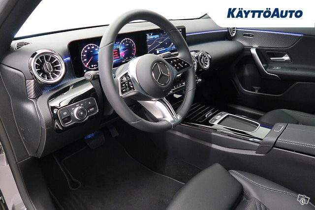 Mercedes-Benz A 2