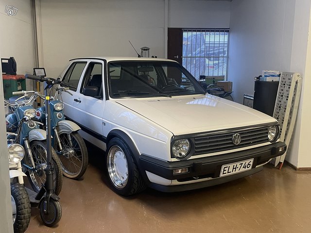 Volkswagen GOLF 8