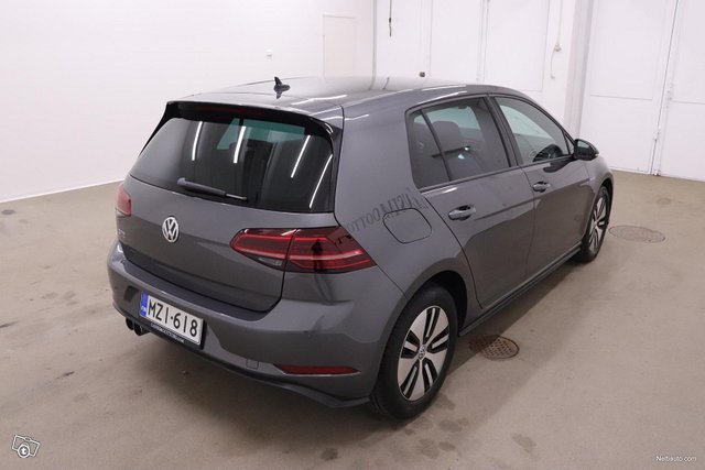 Volkswagen Golf 4