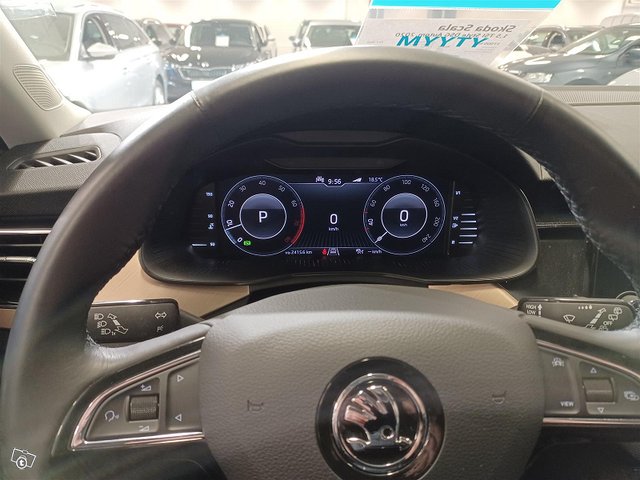Skoda Scala 9