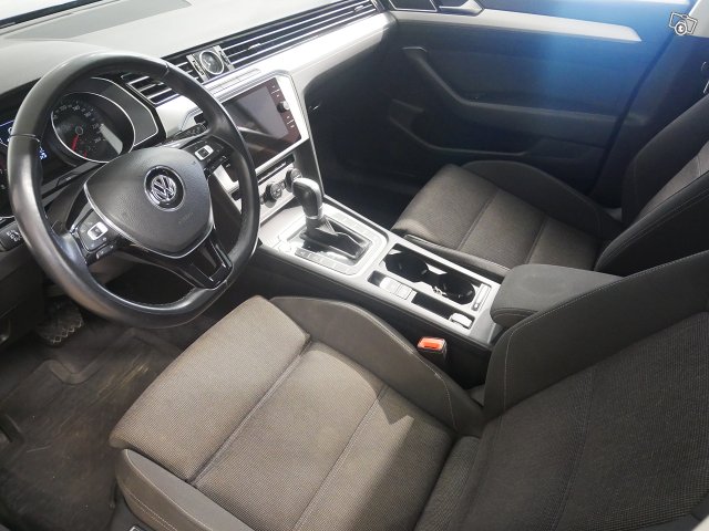 Volkswagen PASSAT 7