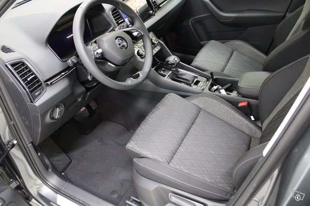 Skoda KAROQ 7