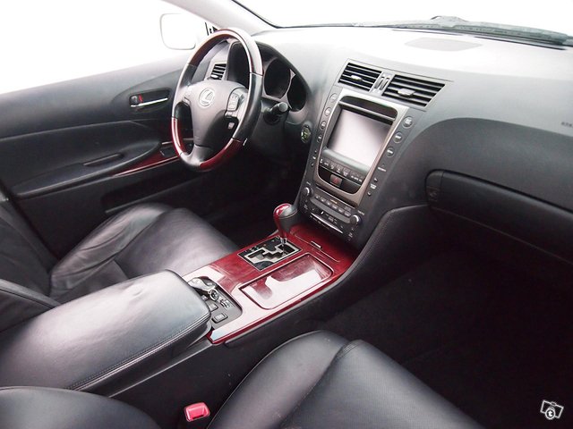 Lexus GS 7