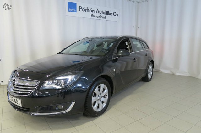Opel INSIGNIA