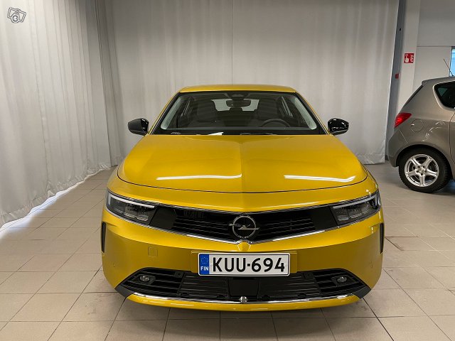 Opel ASTRA 8