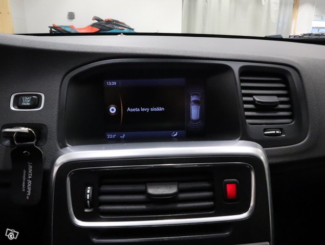 Volvo V60 15