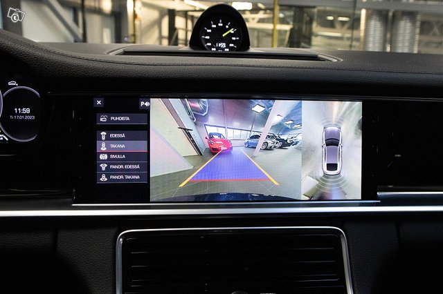 Porsche Panamera 13