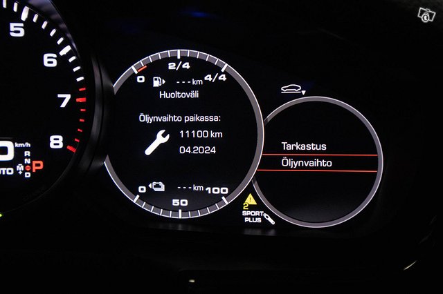 Porsche Panamera 14