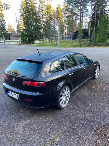 Alfa Romeo 159 4