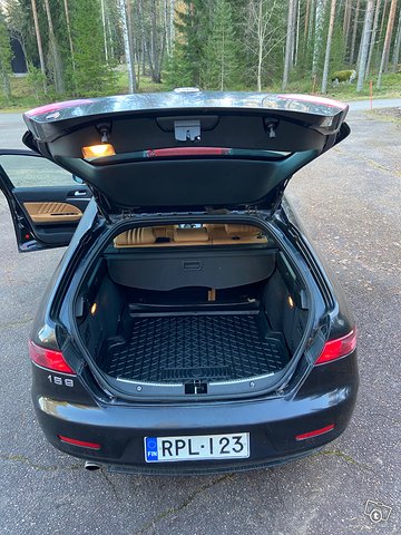 Alfa Romeo 159 15