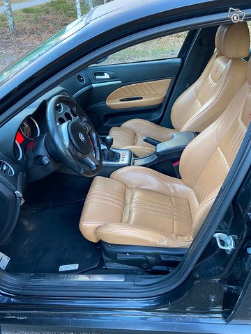 Alfa Romeo 159 8