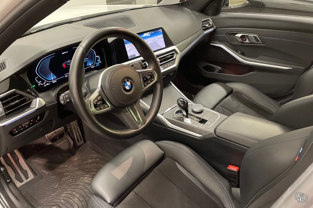 BMW 330 7