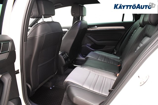 VOLKSWAGEN Passat 10