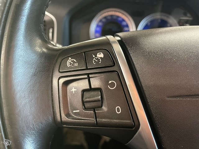 Volvo S60 19