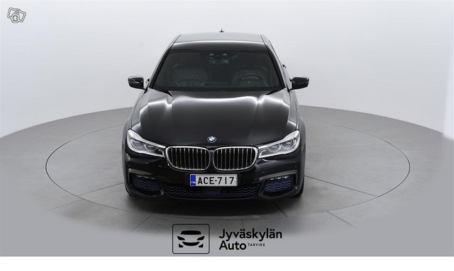 BMW 730 2