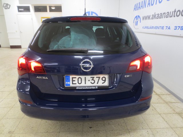 Opel Astra 13