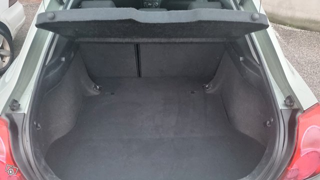 Toyota Avensis 24