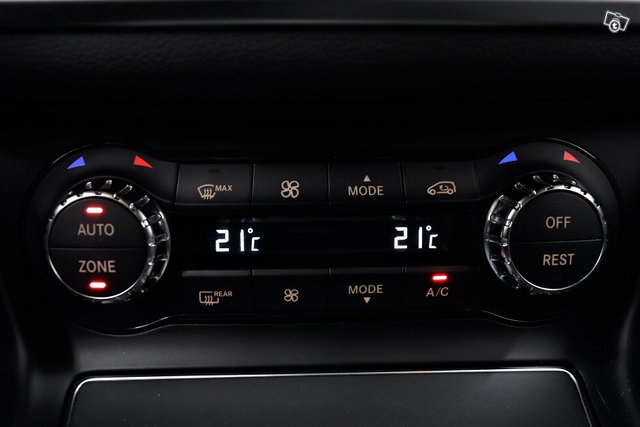 Mercedes-Benz CLA 21