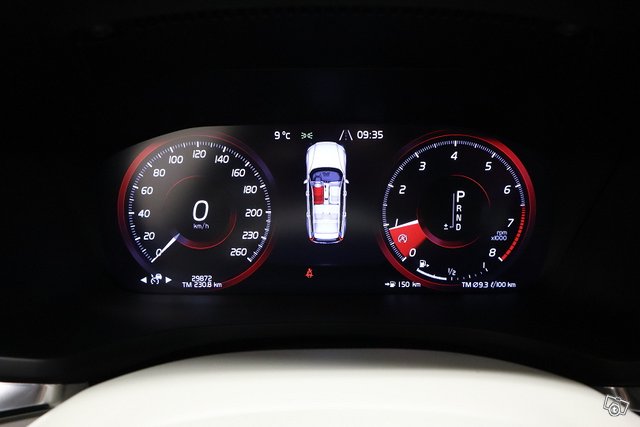 VOLVO V60 13