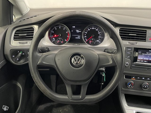 Volkswagen Golf 14