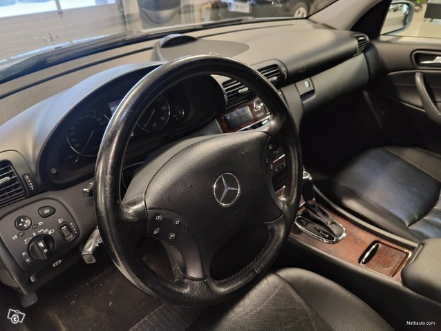 Mercedes-Benz C 10