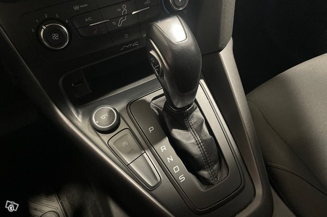 FORD FOCUS 13