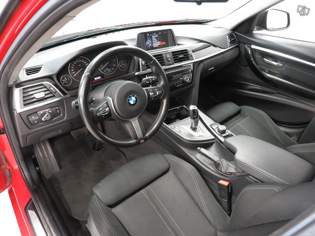 BMW 320 12