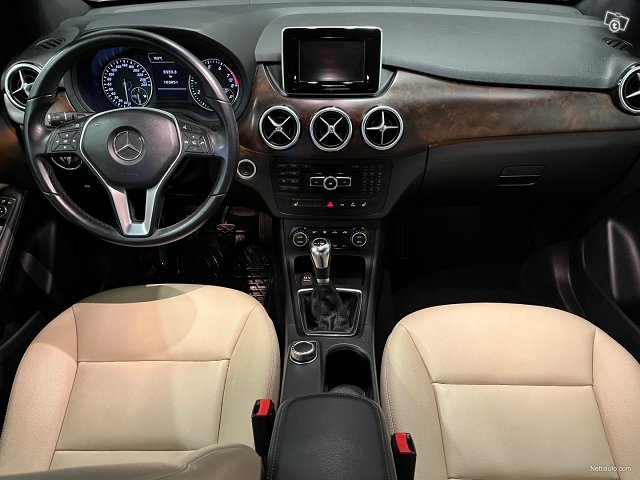 Mercedes-Benz B 10