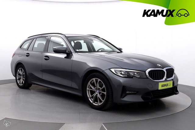 BMW 320 1