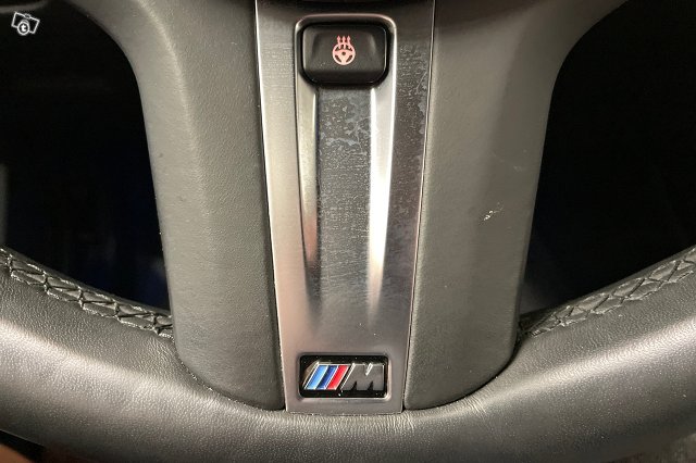 BMW 330 14
