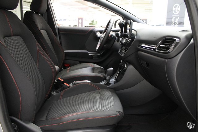 FORD Puma 17