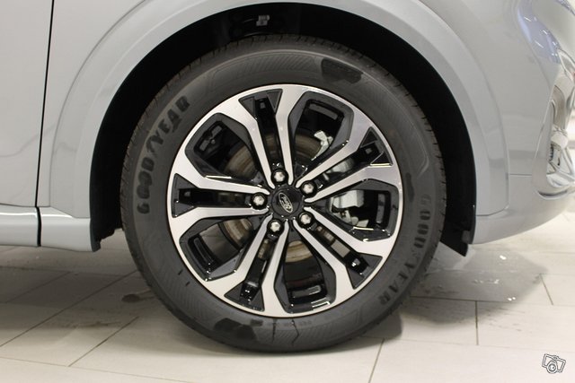 FORD Puma 18