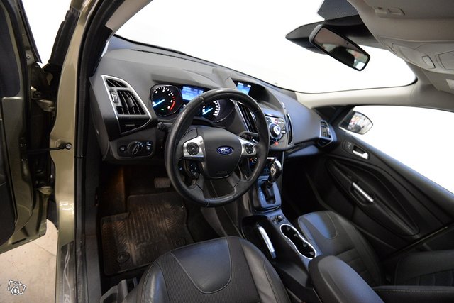 Ford Kuga 11