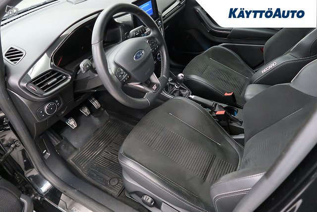 Ford Fiesta 15