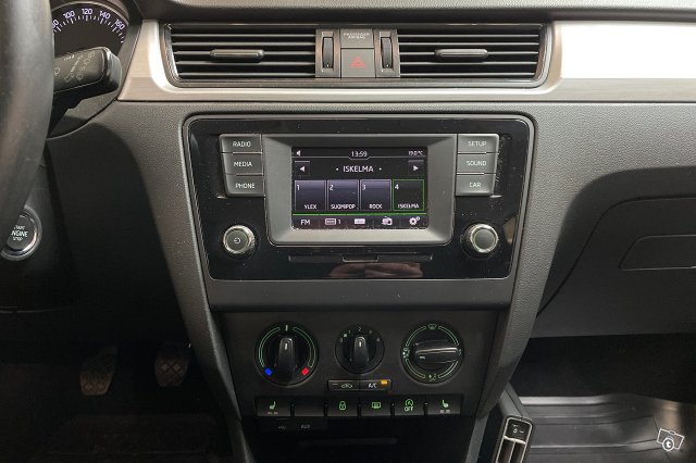 Skoda Rapid 15