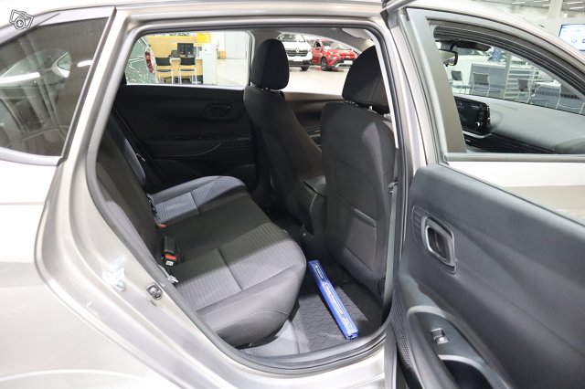Hyundai I20 Hatchback 7