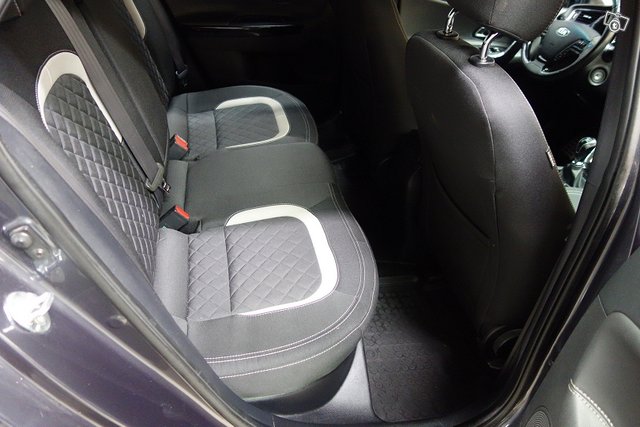 Kia Cee'd 11