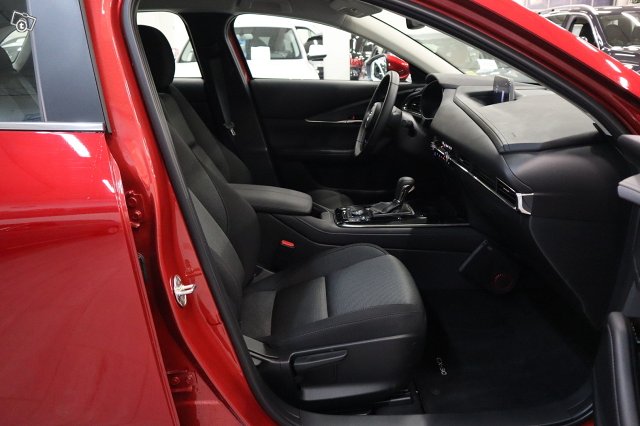 Mazda CX-30 12