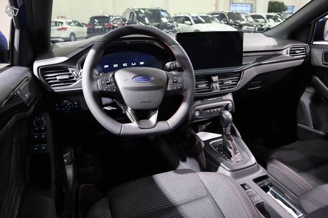 Ford Focus 12