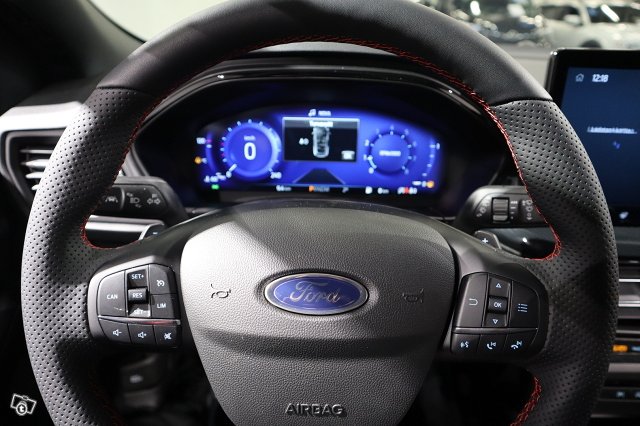 Ford Focus 16