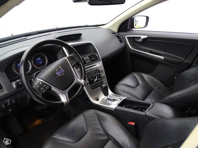 Volvo XC60 14