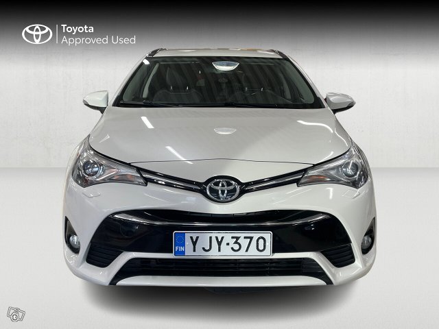 TOYOTA AVENSIS 7