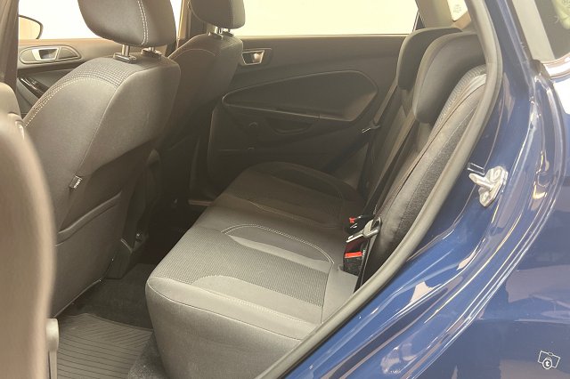 Ford Fiesta 9