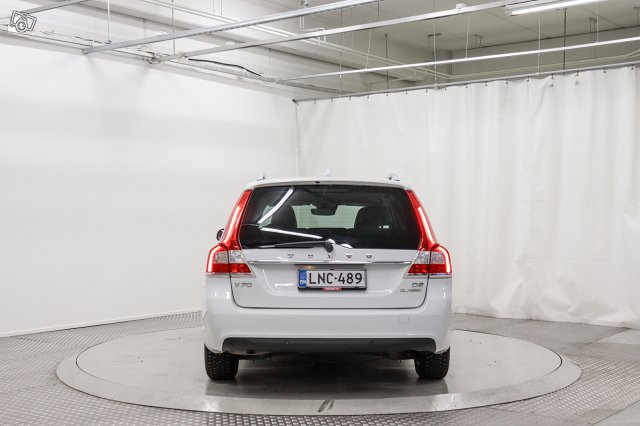 Volvo V70 6