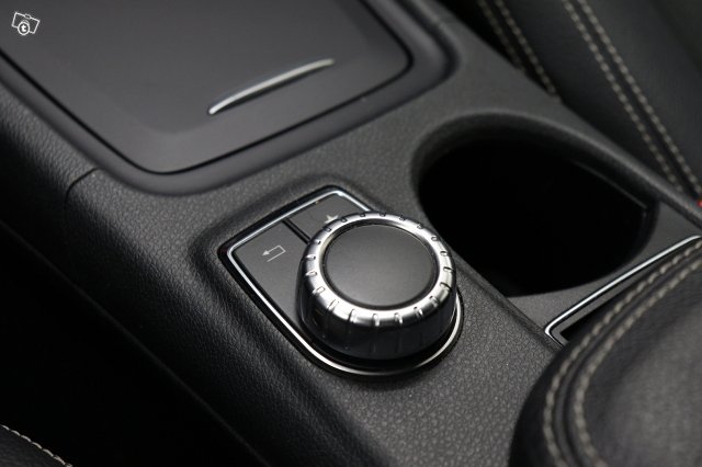Mercedes-Benz CLA 20