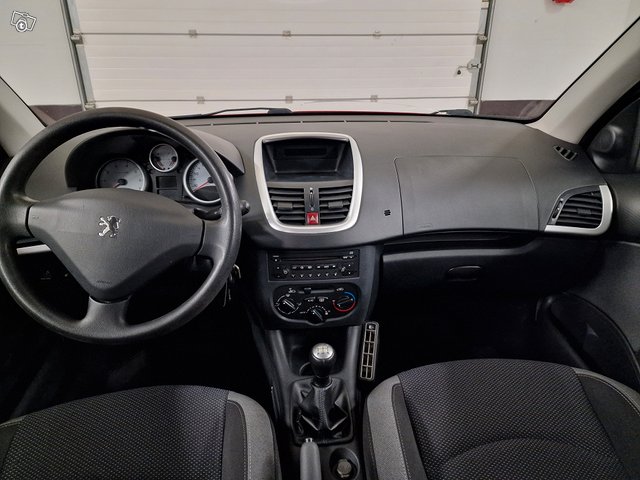 Peugeot 206 8